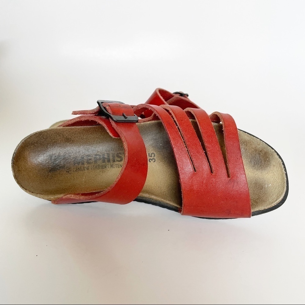 Mephisto Red Leather assymetrical cut-out sandals 35 - Picture 4 of 10